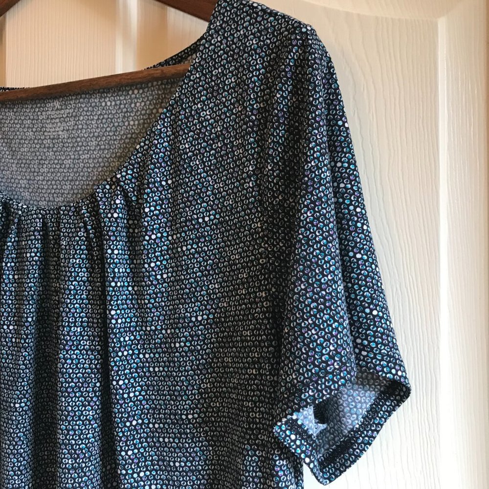 Multi-colored Scoop Neck Top